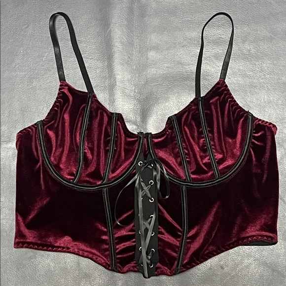 ROMWE Burgundy Velvet Front Lace Up Corset Cami Top - Picture 2 of 7